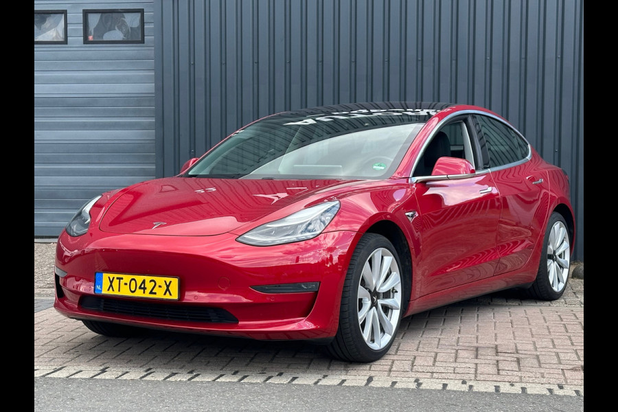 Tesla Model 3 Long Range AWD 75 kWh SOH 89€