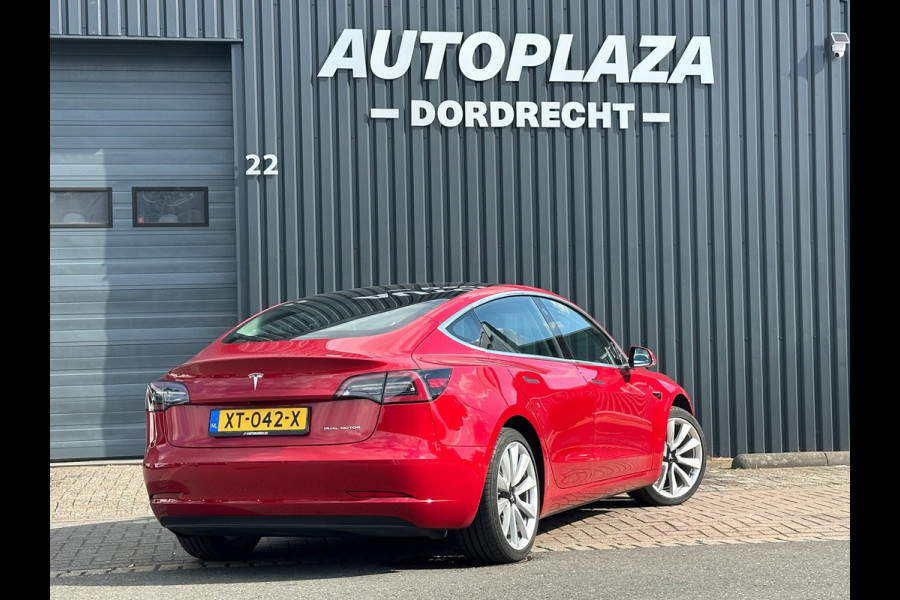 Tesla Model 3 Long Range AWD 75 kWh SOH 89€