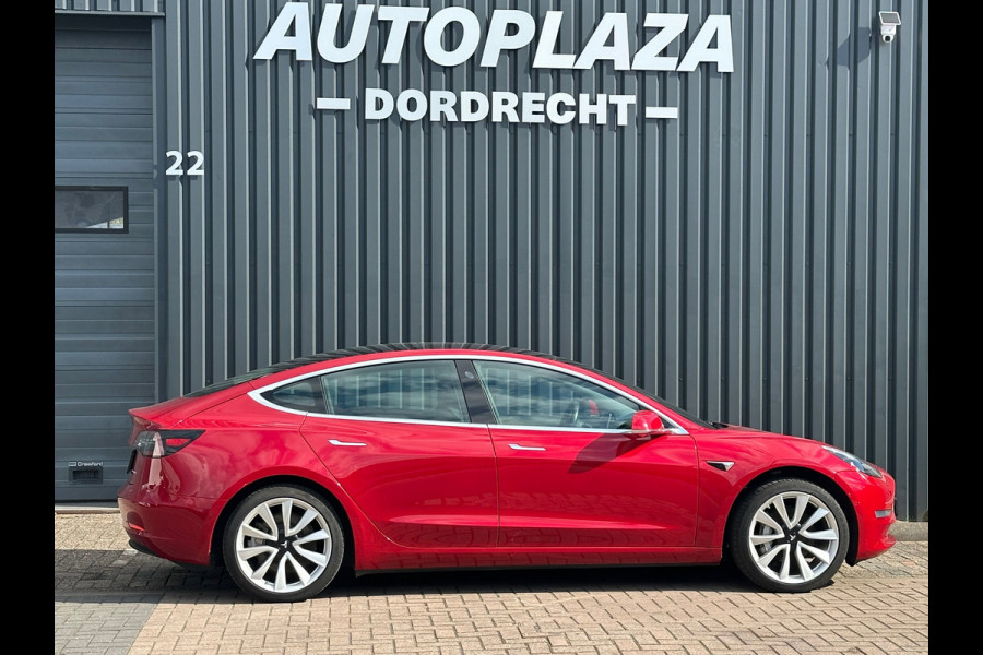 Tesla Model 3 Long Range AWD 75 kWh SOH 89€
