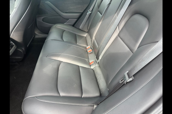 Tesla Model 3 Long Range AWD 75 kWh SOH 89€