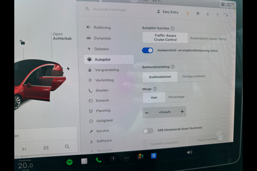 Tesla Model 3 Long Range AWD 75 kWh SOH 89€