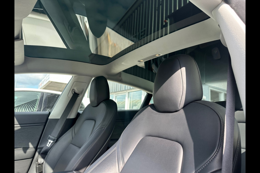 Tesla Model 3 Long Range AWD 75 kWh SOH 89€