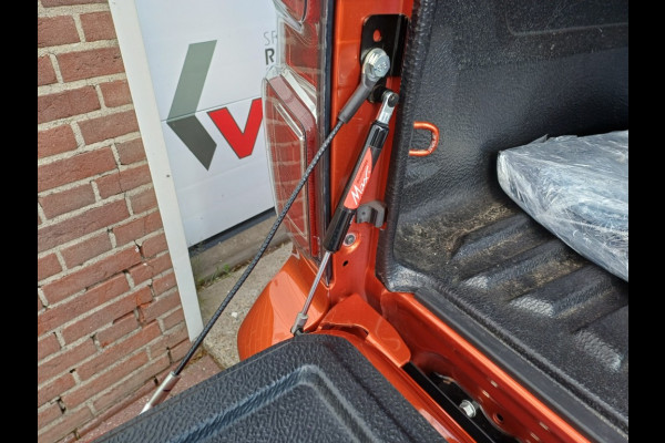 Isuzu D-max Extented Cab V-Cross 4WD AT Webasto 8000 Km 06-22