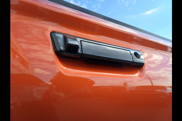 Isuzu D-max Extented Cab V-Cross 4WD AT Webasto 8000 Km 06-22
