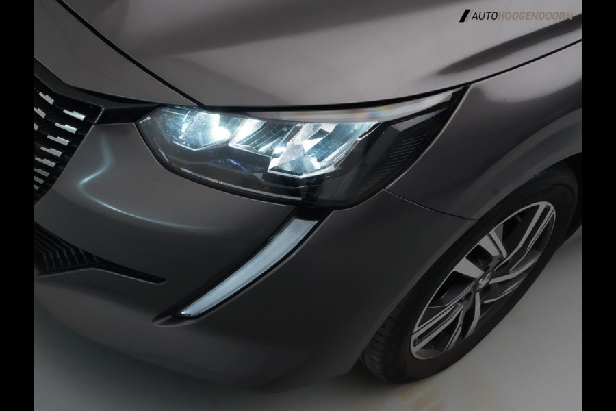 Peugeot 208 1.2 PureTech Allure (APPLE CARPLAY,LED,PANORAMA,STUURVERWARMING,3D-DISPLAY,CAMERA,TREKHAAK,LM-VELGEN,CRUISE,CLIMATE)