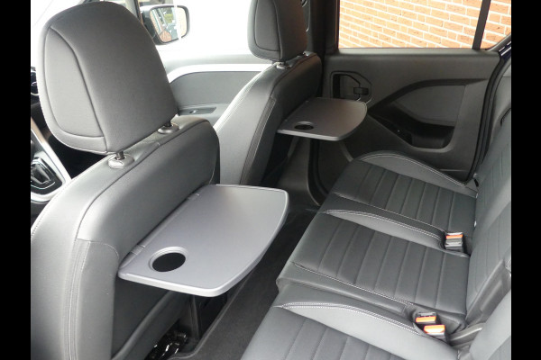 Mercedes-Benz EQT Tourer 200 L1 Premium Plus 45kWh Leer/LED/Camera/Navigatie Mercedes-Benz EQT Tourer 200 L1 Premium Plus 45kWh Leer/LED/Camera/Navigatie