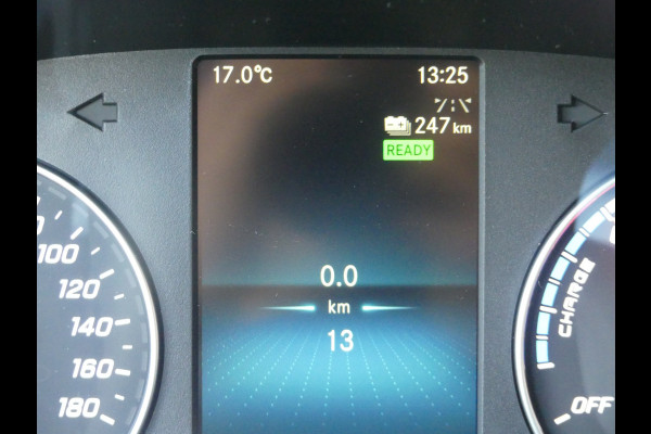 Mercedes-Benz EQT Tourer 200 L1 Premium Plus 45kWh Leer/LED/Camera/Navigatie Mercedes-Benz EQT Tourer 200 L1 Premium Plus 45kWh Leer/LED/Camera/Navigatie