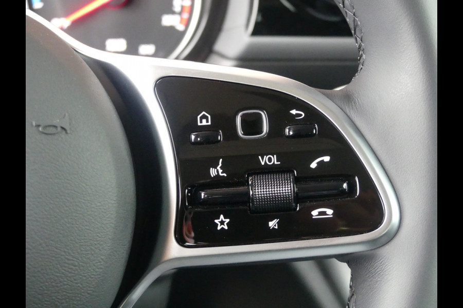 Mercedes-Benz EQT Tourer 200 L1 Premium Plus 45kWh Leer/LED/Camera/Navigatie Mercedes-Benz EQT Tourer 200 L1 Premium Plus 45kWh Leer/LED/Camera/Navigatie