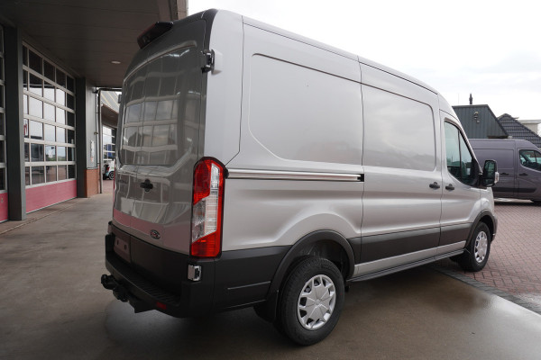 Ford Transit 350M 2.0 TDCI 165pk L2H2 Trend Automaat Schuifdeur L+ R nr. V804 | Camera | Cruise | Trekhaak | Laadruimte pakket