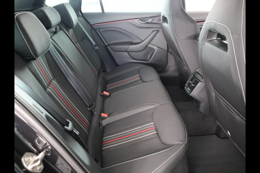 Škoda Kamiq Monte Carlo 1.0 TSI 115 pk 7 versn. DSG | Travel assist plus | Winter pakket