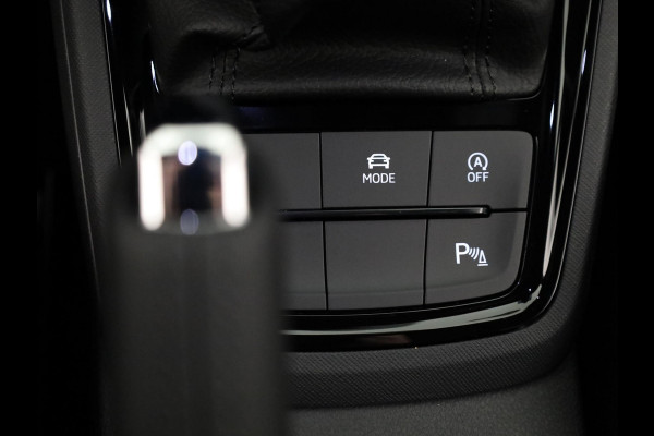 Škoda Kamiq Monte Carlo 1.0 TSI 115 pk 7 versn. DSG | Travel assist plus | Winter pakket