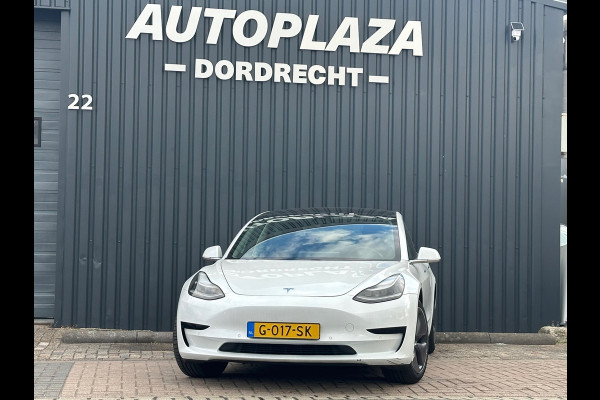 Tesla Model 3 Standard RWD Plus 60 kWh TREKHAAK