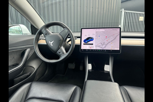 Tesla Model 3 Standard RWD Plus 60 kWh TREKHAAK