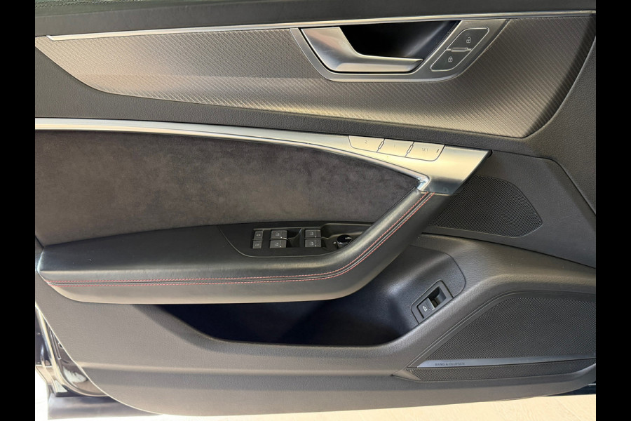Audi A6 Avant RS 6 TFSI quattro AUT. KERAMISCHE SCHIJVEN PANORAMADAK HEAD-UP KEYLESS LEDER CAMERA AMBIANCE APPLE CARPLAY NAVIGATIE