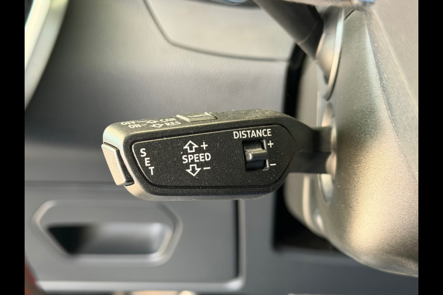 Audi A6 Avant RS 6 TFSI quattro AUT. KERAMISCHE SCHIJVEN PANORAMADAK HEAD-UP KEYLESS LEDER CAMERA AMBIANCE APPLE CARPLAY NAVIGATIE
