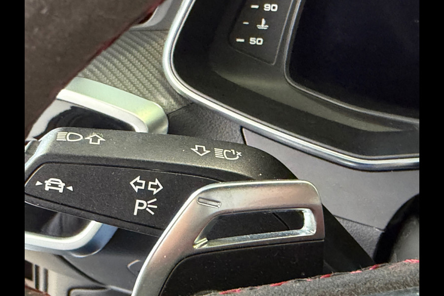 Audi A6 Avant RS 6 TFSI quattro AUT. KERAMISCHE SCHIJVEN PANORAMADAK HEAD-UP KEYLESS LEDER CAMERA AMBIANCE APPLE CARPLAY NAVIGATIE