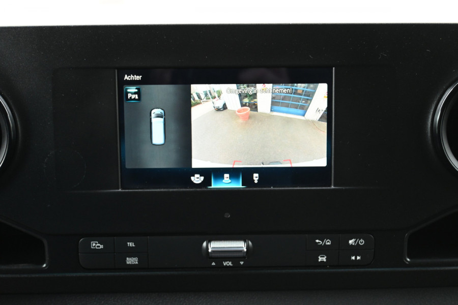Mercedes-Benz Sprinter 317 CDI L3H2 RWD 3500 kg Trekhaak, Geveerde stoel, MBUX met camera Mercedes-Benz Sprinter 317 CDI L3H2 RWD 3500 kg Trekhaak, Geveerde stoel, MBUX met camera