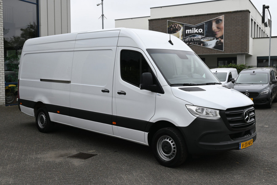Mercedes-Benz Sprinter 317 CDI L3H2 RWD 3500 kg Trekhaak, Geveerde stoel, MBUX met camera Mercedes-Benz Sprinter 317 CDI L3H2 RWD 3500 kg Trekhaak, Geveerde stoel, MBUX met camera