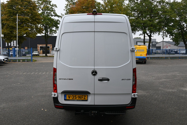 Mercedes-Benz Sprinter 317 CDI L3H2 RWD 3500 kg Trekhaak, Geveerde stoel, MBUX met camera Mercedes-Benz Sprinter 317 CDI L3H2 RWD 3500 kg Trekhaak, Geveerde stoel, MBUX met camera