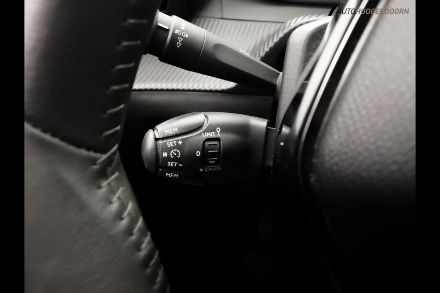 Peugeot 2008 1.2 PureTech Active Sport (APPLE CARPLAY,NAVIGATIE,LED,PARKEERSENSOR,LANE-ASSIST,CRUISE,NIEUWE APK,TOPCONDITIE)
