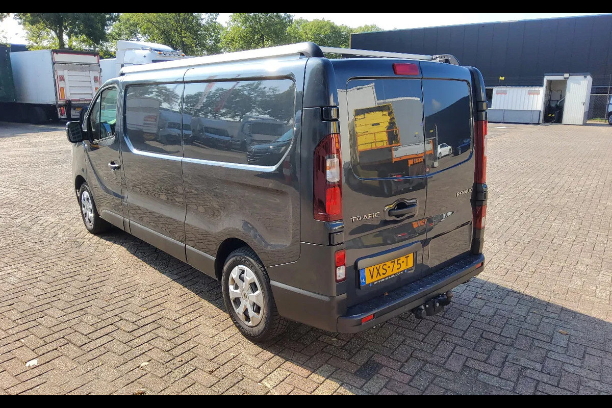 Renault Trafic 150 PK AUTOMAAT L2H1 GESLOTEN - EURO 6 - GRIJS COMETE METALLIC - VXS-75-T - BPM VRIJ!