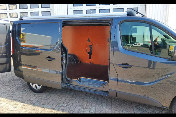 Renault Trafic 150 PK AUTOMAAT L2H1 GESLOTEN - EURO 6 - GRIJS COMETE METALLIC - VXS-75-T - BPM VRIJ!