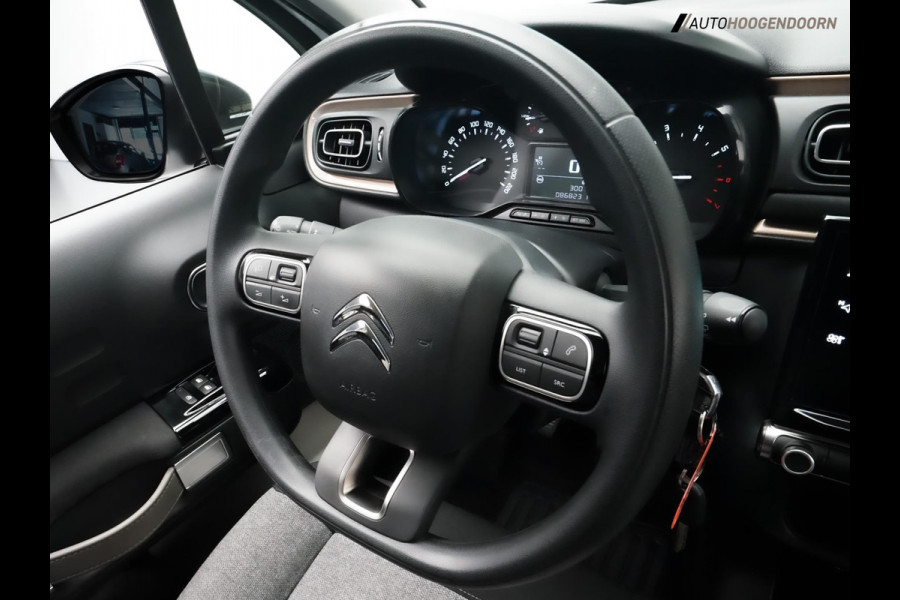 Citroën C3 1.2 PureTech Shine Origins (APPLE CARPLAY,LED,NAVIGATIE,STOELVERWARMING,CAMERA.LM-VELGEN,CRUISE,CLIMATE,NIEUWE APK)
