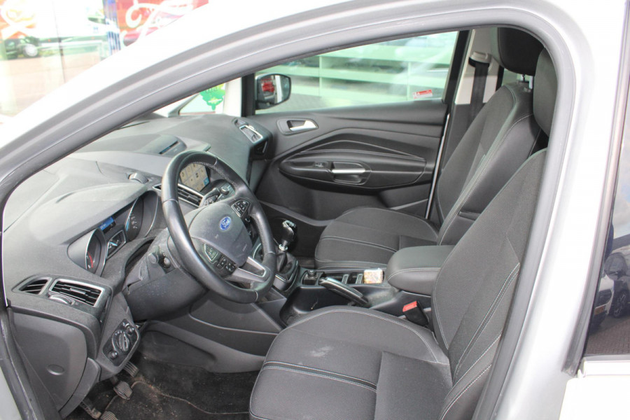 Ford C-MAX 1.0 EcoBoost 125 PK Titanium | Camera | Winterpack | Navigatie | 17 INCH Lichtmetalen Velgen | Climate Control | Cruise Control | Privacy Glass | Half lederen bekleding | Dealeronderhouden