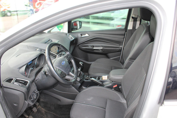 Ford C-MAX 1.0 EcoBoost 125 PK Titanium | Camera | Winterpack | Navigatie | 17 INCH Lichtmetalen Velgen | Climate Control | Cruise Control | Privacy Glass | Half lederen bekleding | Dealeronderhouden