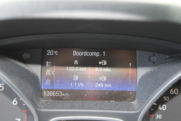 Ford C-MAX 1.0 EcoBoost 125 PK Titanium | Camera | Winterpack | Navigatie | 17 INCH Lichtmetalen Velgen | Climate Control | Cruise Control | Privacy Glass | Half lederen bekleding | Dealeronderhouden