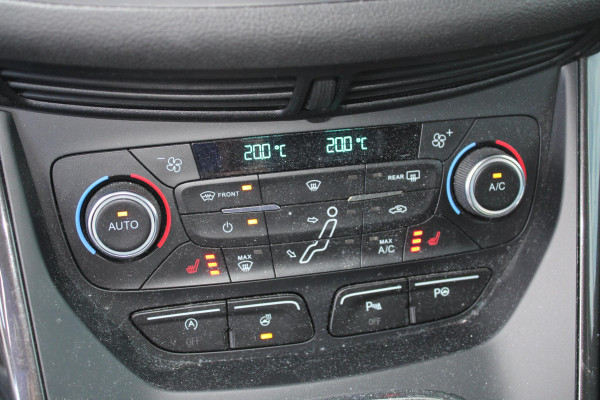 Ford C-MAX 1.0 EcoBoost 125 PK Titanium | Camera | Winterpack | Navigatie | 17 INCH Lichtmetalen Velgen | Climate Control | Cruise Control | Privacy Glass | Half lederen bekleding | Dealeronderhouden
