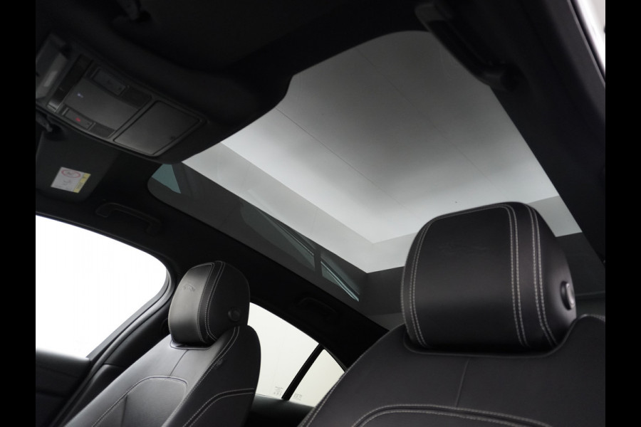 Jaguar I-PACE EV400 First Edition HSE 90kWh AWD Luchtvering Meridian®-Surround Audio Leder Memory Panoramadak 360°Camera Adap.Cruise Apple Car Lmv 22" DAB Bluetooth Led Stuur-Stoel-Achterbank-Voorruitverwarming Elek.Achterklep Zeer compleet, nieuwprijs €107.035 Origineel Nederlandse Auto