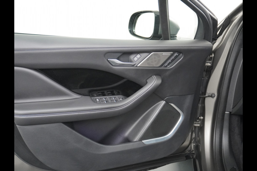 Jaguar I-PACE EV400 First Edition HSE 90kWh AWD Luchtvering Meridian®-Surround Audio Leder Memory Panoramadak 360°Camera Adap.Cruise Apple Car Lmv 22" DAB Bluetooth Led Stuur-Stoel-Achterbank-Voorruitverwarming Elek.Achterklep Zeer compleet, nieuwprijs €107.035 Origineel Nederlandse Auto