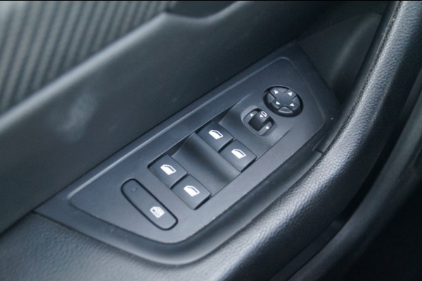 Peugeot 508 1.5 BlueHDI 130pk Automaat Active -NAVI-ECC-PDC-