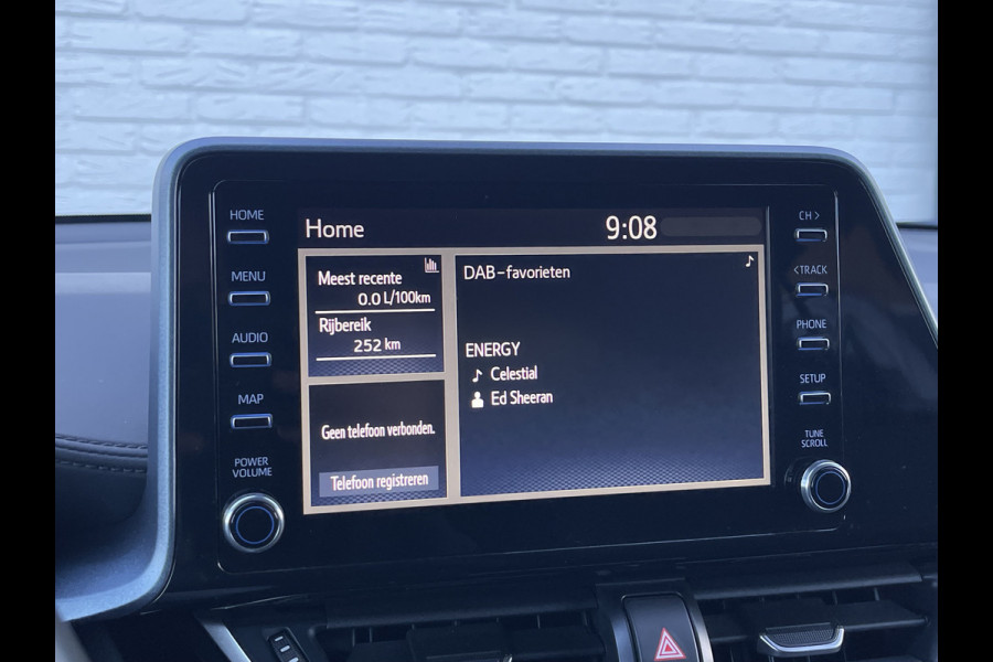 Toyota C-HR 2.0 Hybrid Team D Bi-Tone | CarPlay | ACC | Camera | LED | DAB+ | Keyless