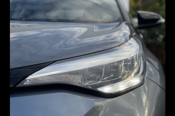 Toyota C-HR 2.0 Hybrid Team D Bi-Tone | CarPlay | ACC | Camera | LED | DAB+ | Keyless