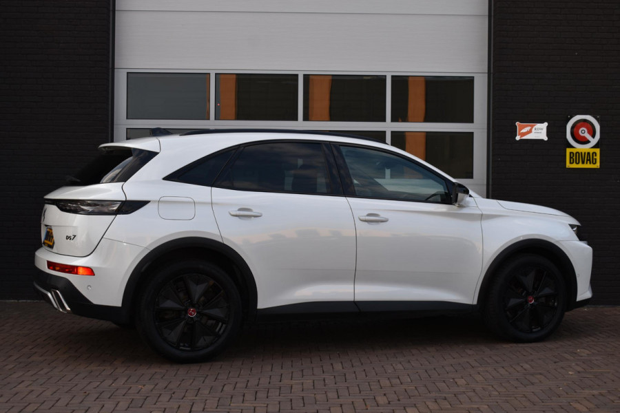 DS 7 Crossback 1.6 Turbo Plugin-Hybrid 225PK Aut. Performance Line + | Navi | 360 Camera | Stoelverwa. | Incl. Garantie DS 7 Crossback 1.6 Turbo Plugin-Hybrid 225PK Aut. Performance Line + | Navi | 360 Camera | Stoelverwa. | Incl. Garantie