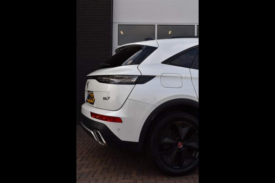 DS 7 Crossback 1.6 Turbo Plugin-Hybrid 225PK Aut. Performance Line + | Navi | 360 Camera | Stoelverwa. | Incl. Garantie DS 7 Crossback 1.6 Turbo Plugin-Hybrid 225PK Aut. Performance Line + | Navi | 360 Camera | Stoelverwa. | Incl. Garantie