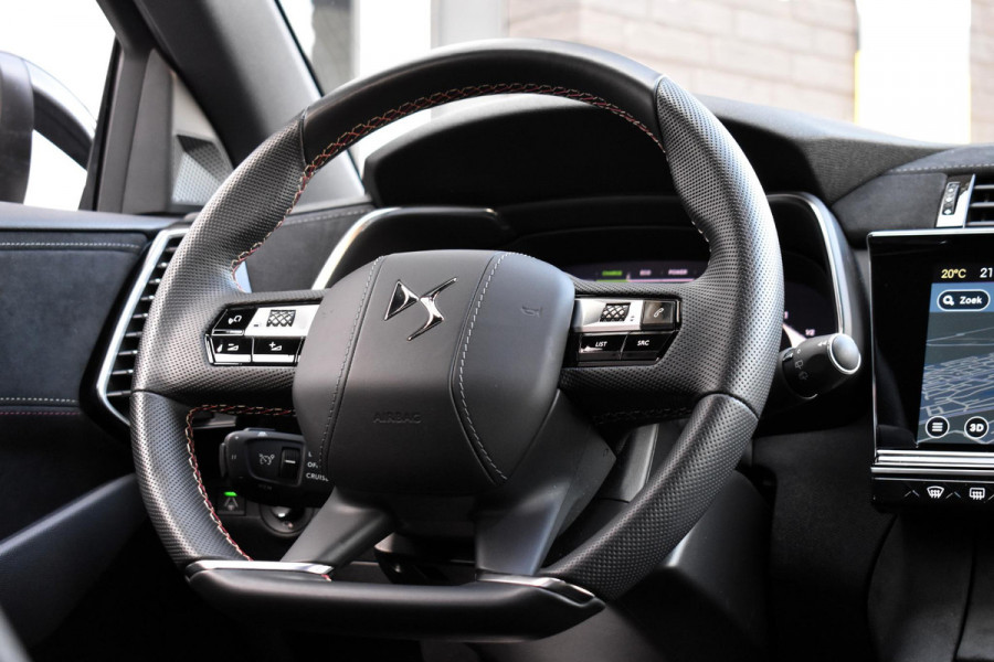 DS 7 Crossback 1.6 Turbo Plugin-Hybrid 225PK Aut. Performance Line + | Navi | 360 Camera | Stoelverwa. | Incl. Garantie DS 7 Crossback 1.6 Turbo Plugin-Hybrid 225PK Aut. Performance Line + | Navi | 360 Camera | Stoelverwa. | Incl. Garantie
