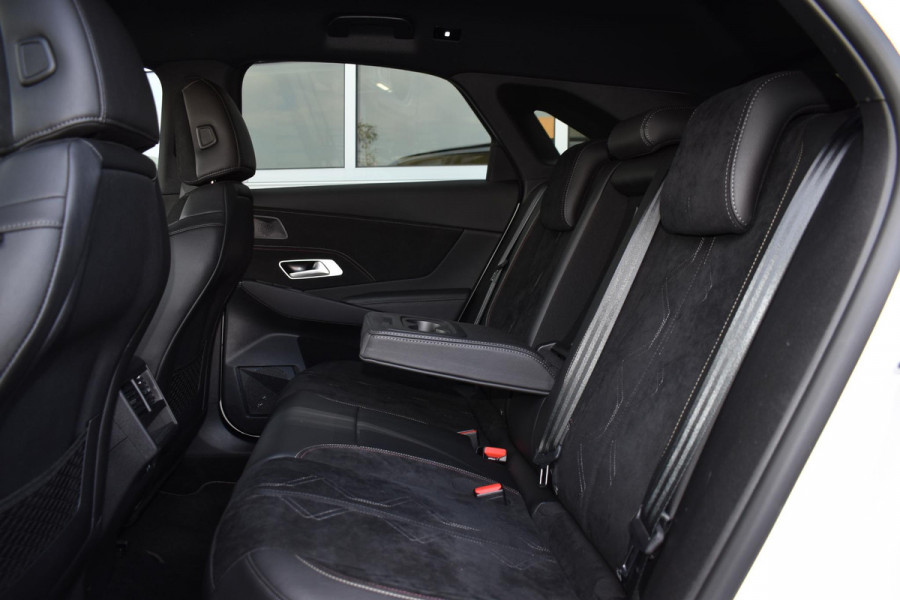 DS 7 Crossback 1.6 Turbo Plugin-Hybrid 225PK Aut. Performance Line + | Navi | 360 Camera | Stoelverwa. | Incl. Garantie DS 7 Crossback 1.6 Turbo Plugin-Hybrid 225PK Aut. Performance Line + | Navi | 360 Camera | Stoelverwa. | Incl. Garantie
