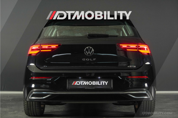 Volkswagen Golf 1.5 eTSI 1st Edition | Pano | IQ |