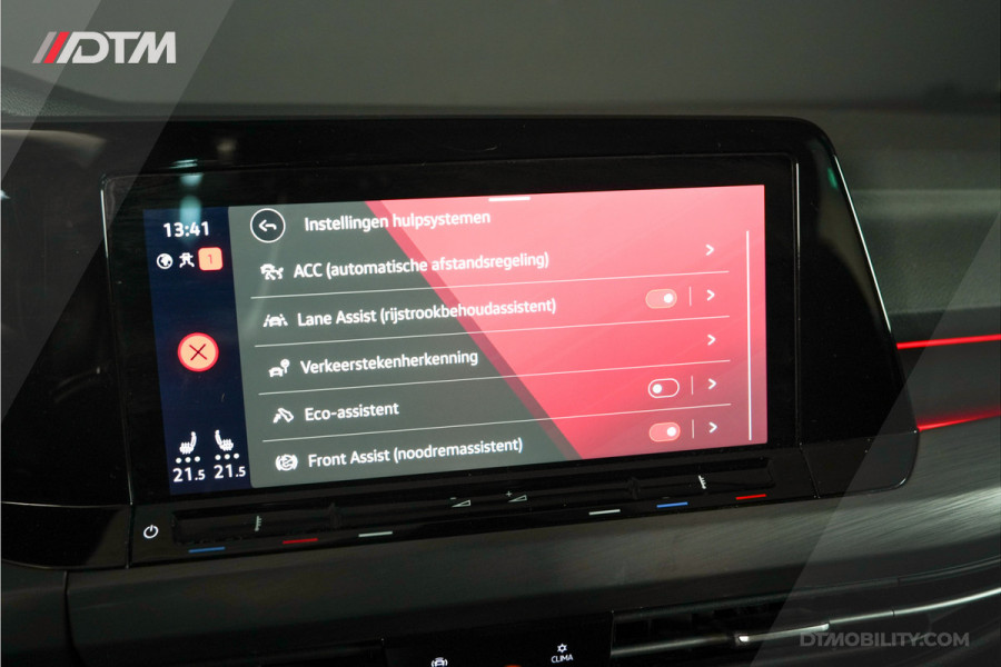 Volkswagen Golf 1.5 eTSI 1st Edition | Pano | IQ |