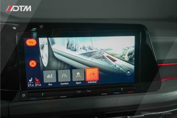 Volkswagen Golf 1.5 eTSI 1st Edition | Pano | IQ |