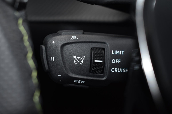 Peugeot 208 1.2 Hybrid 145 e-DCS6 GT | Navi | Camera 360 | LED | Incl. garantie