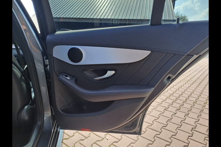 Mercedes-Benz C-Klasse Estate 300 e Business Plus Solution AMG Limited | Pano | Trekhaak | Multibeam | 360° camera | Leder/alcantara | Stoelverwarming | Elek. achterklep | Vol |
