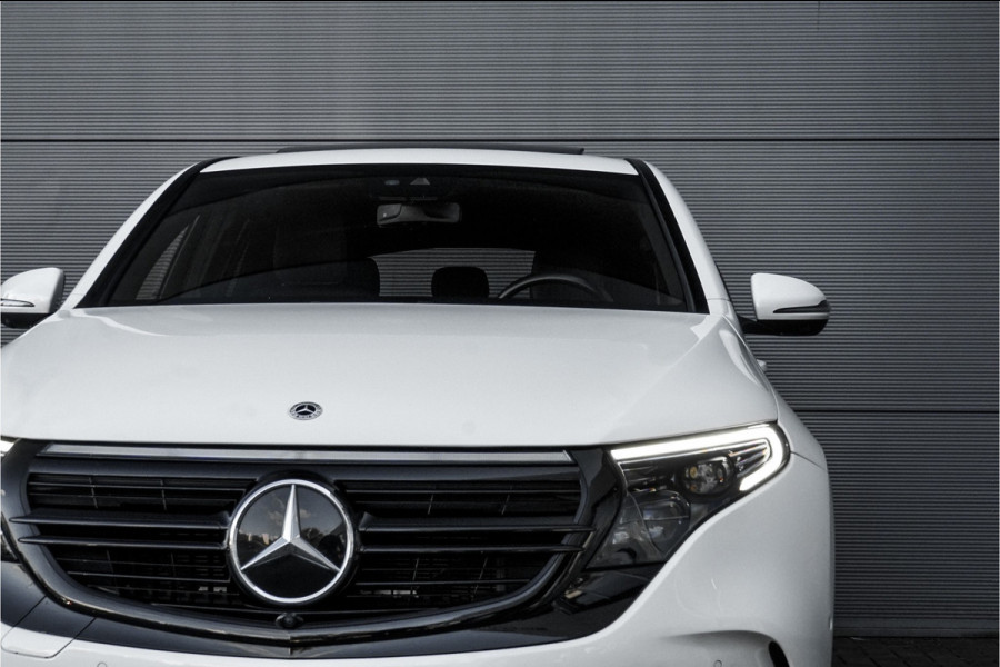 Mercedes-Benz EQC 400 4MATIC 80 kWh AMG-Line Pano Trekhaak Stoelverw