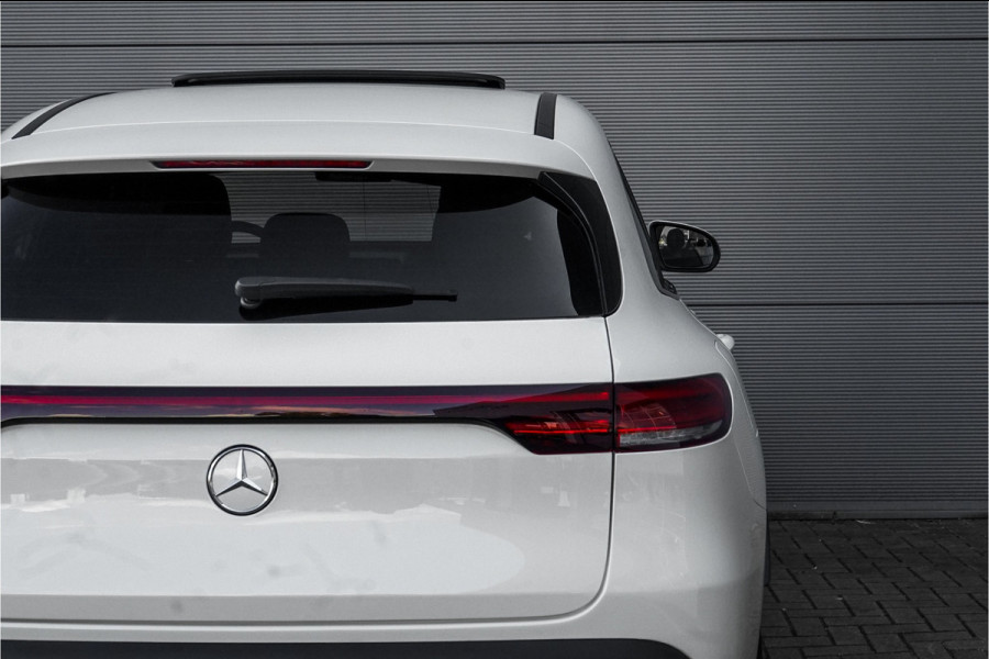 Mercedes-Benz EQC 400 4MATIC 80 kWh AMG-Line Pano Trekhaak Stoelverw