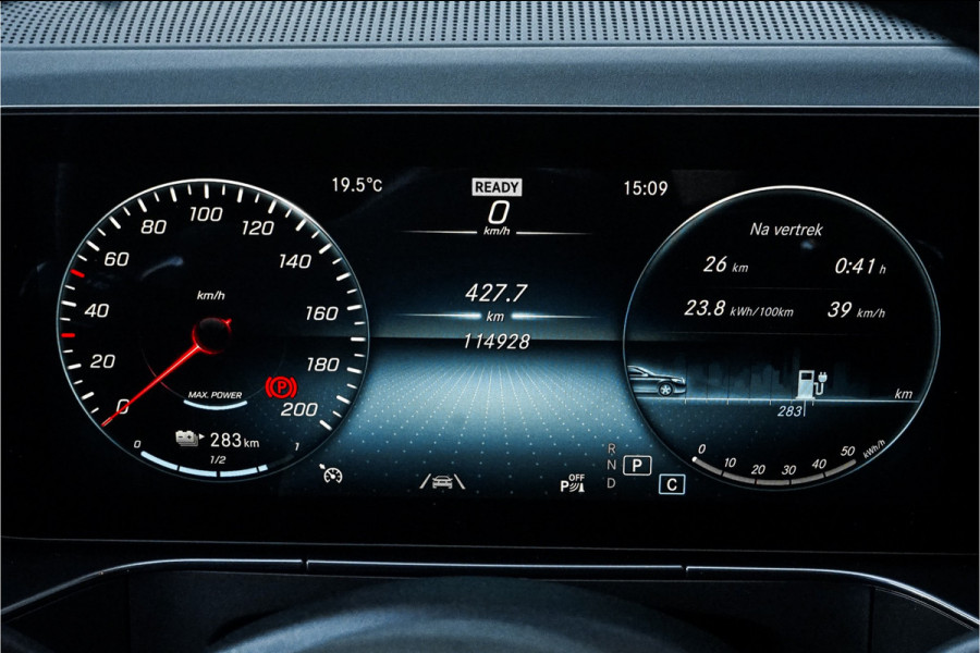 Mercedes-Benz EQC 400 4MATIC 80 kWh AMG-Line Pano Trekhaak Stoelverw