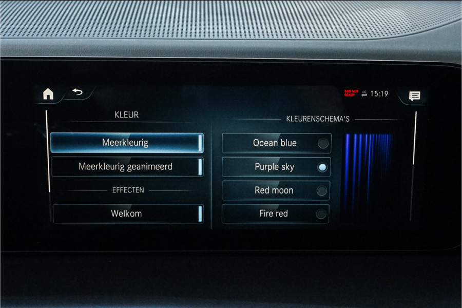 Mercedes-Benz EQC 400 4MATIC 80 kWh AMG-Line Pano Trekhaak Stoelverw