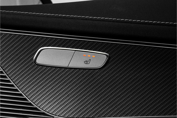 Mercedes-Benz EQC 400 4MATIC 80 kWh AMG-Line Pano Trekhaak Stoelverw
